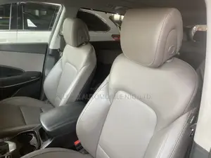 Hyundai Santa Fe Limited Ultimate AWD 2018 Silver