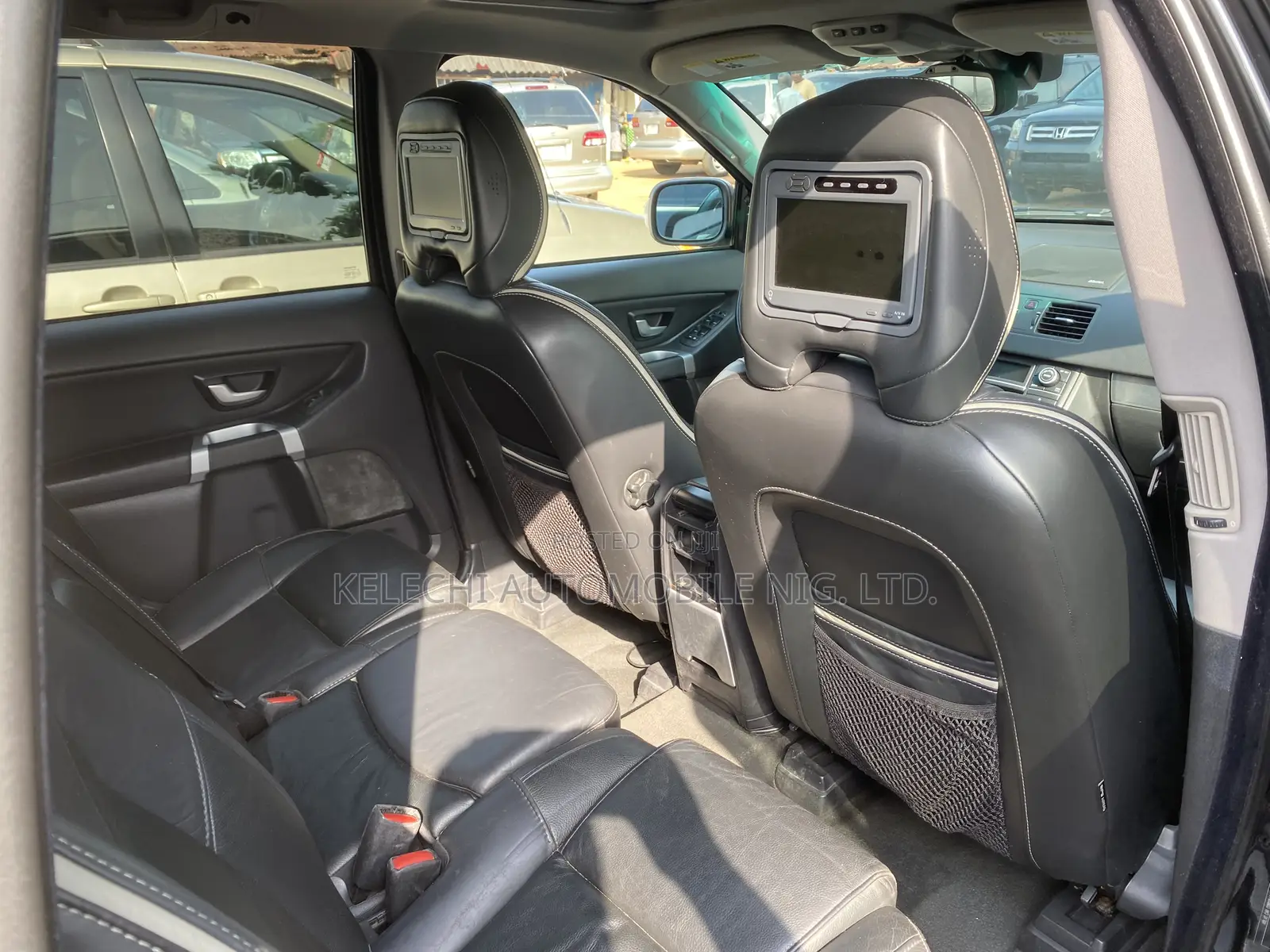 Volvo XC90 2010 Black