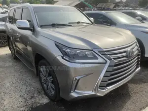 Lexus LX 570 AWD 2016 Gray