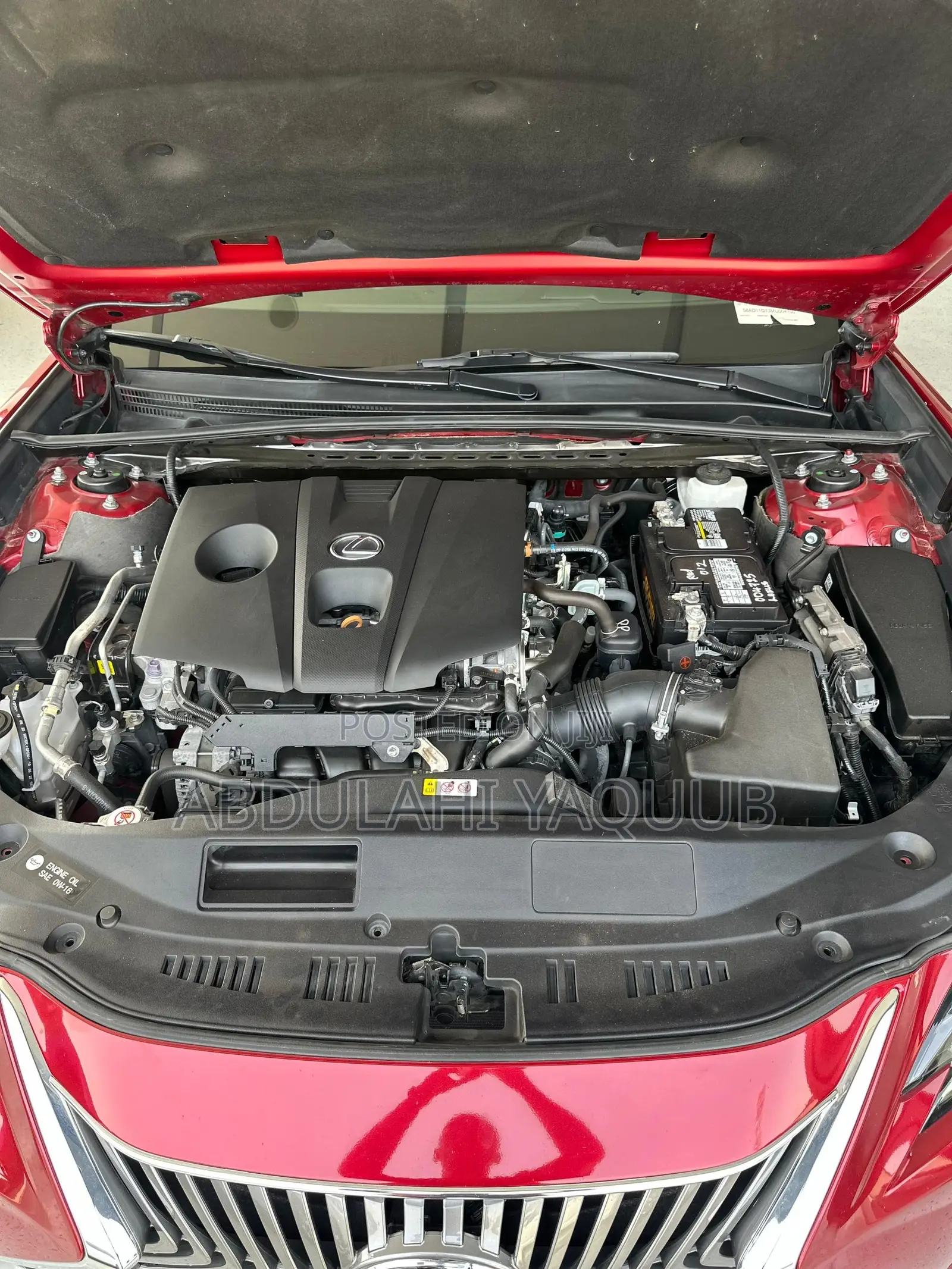 Lexus ES 2021 Red