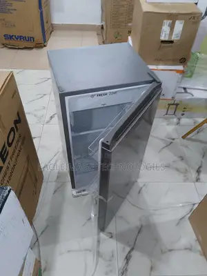 Newly-Made Hisense Single Door 90L Refrigerator(Ref093dr)