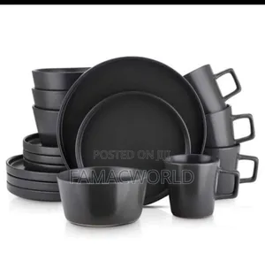 Stoneware Dinner Plates