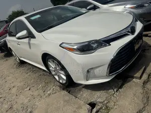 Toyota Avalon 2013 White