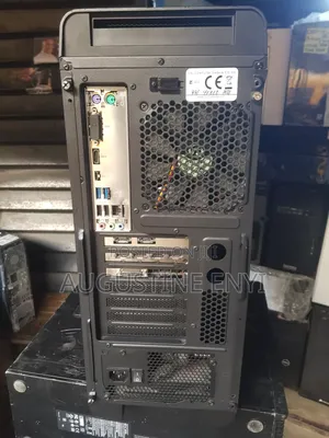Desktop Computer Asus 32GB Intel Core I7 SSD 1T
