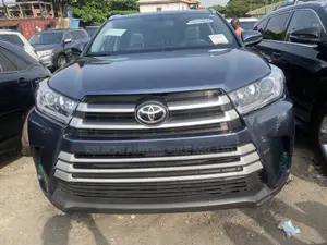Toyota Highlander 2015 Blue