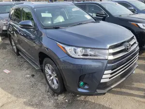 Toyota Highlander 2015 Blue