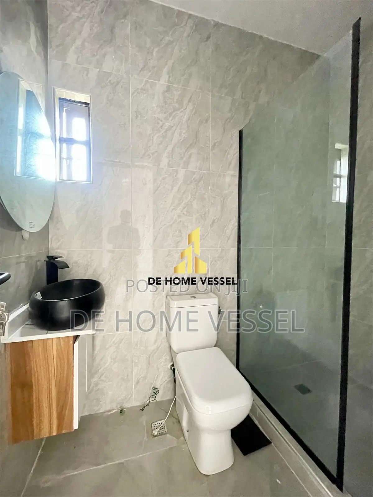 Uniquely Designed 2 Bed Luxury Apartment With Elevator