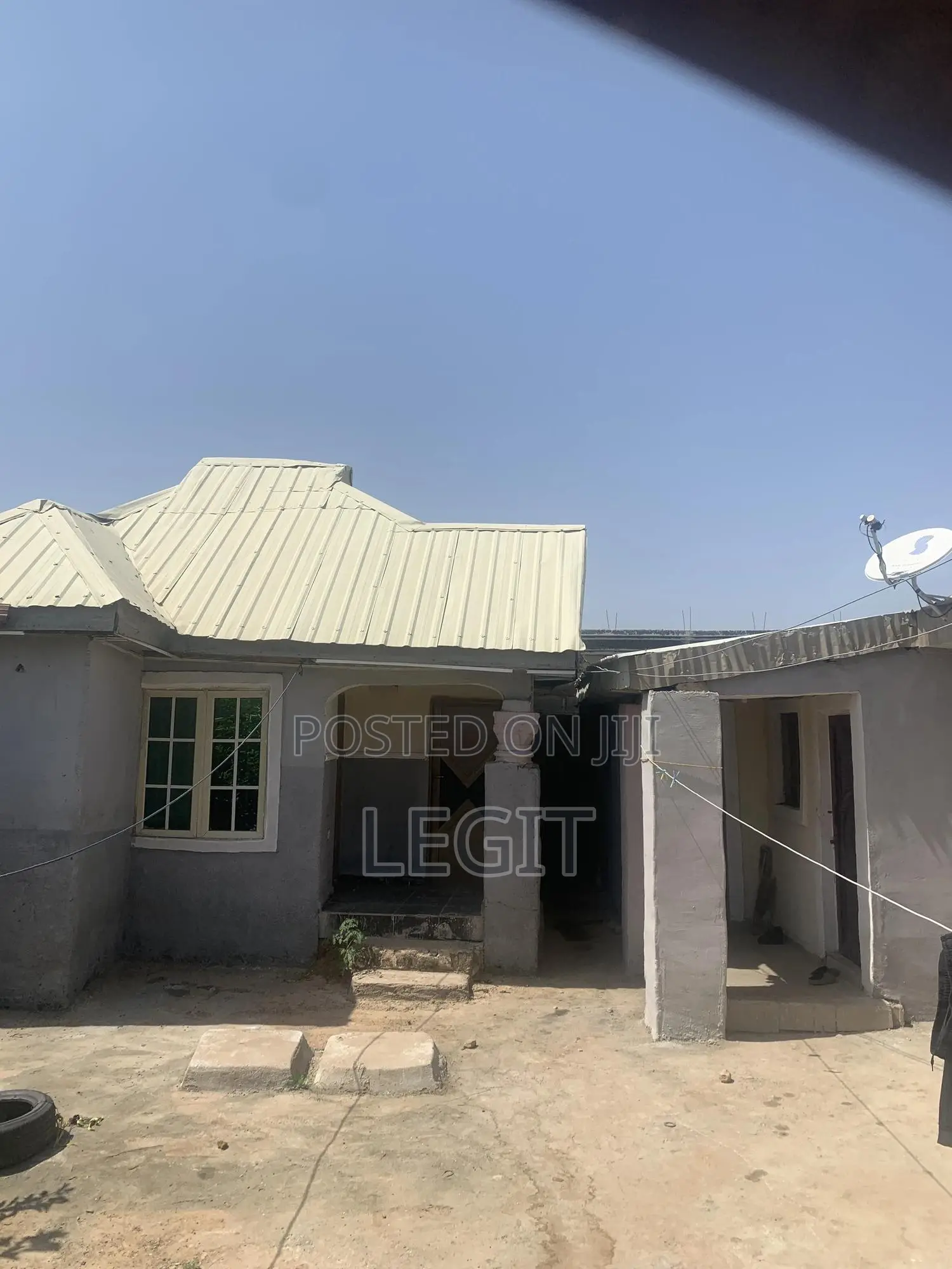 1bdrm Apartment in Minna for sale