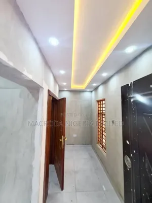 3bdrm Block of Flats in Alausa for rent