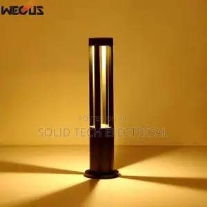 Outdoor Garden Lawn Lights 4 Sides Reflection