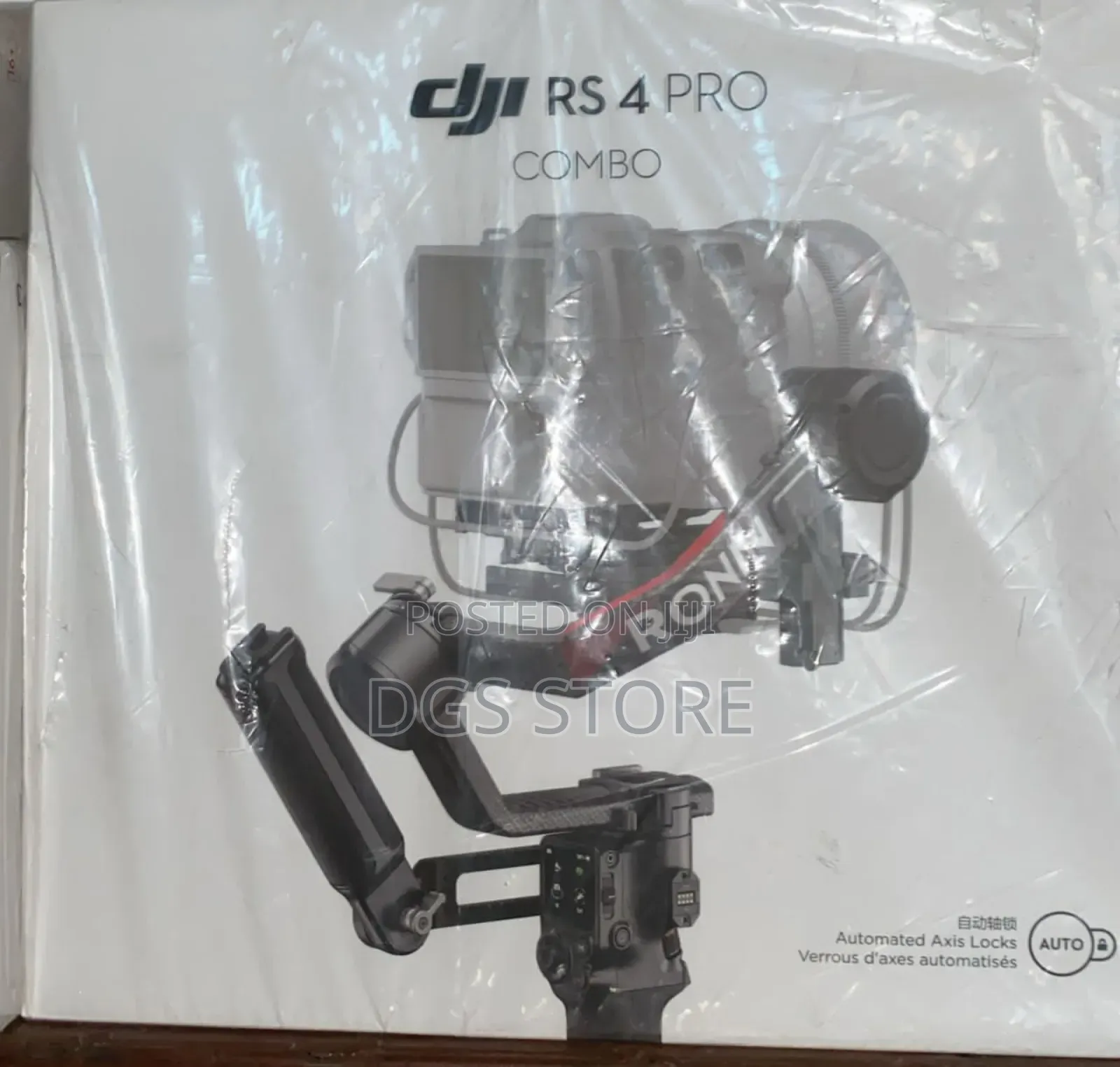 DJI RS 4 Pro Combo Gimbal Stabilizer