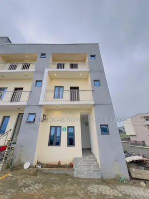 4bdrm Townhouse / Terrace in Katampe Main for rent