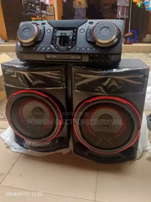 L.G XBOOM 2350watts Dj Mix