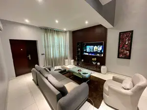 Luxury 2 Bedroom Duplex With Tennis , Basketball Swimming