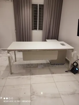 Mordern L-shape Office Table With Coded Lock