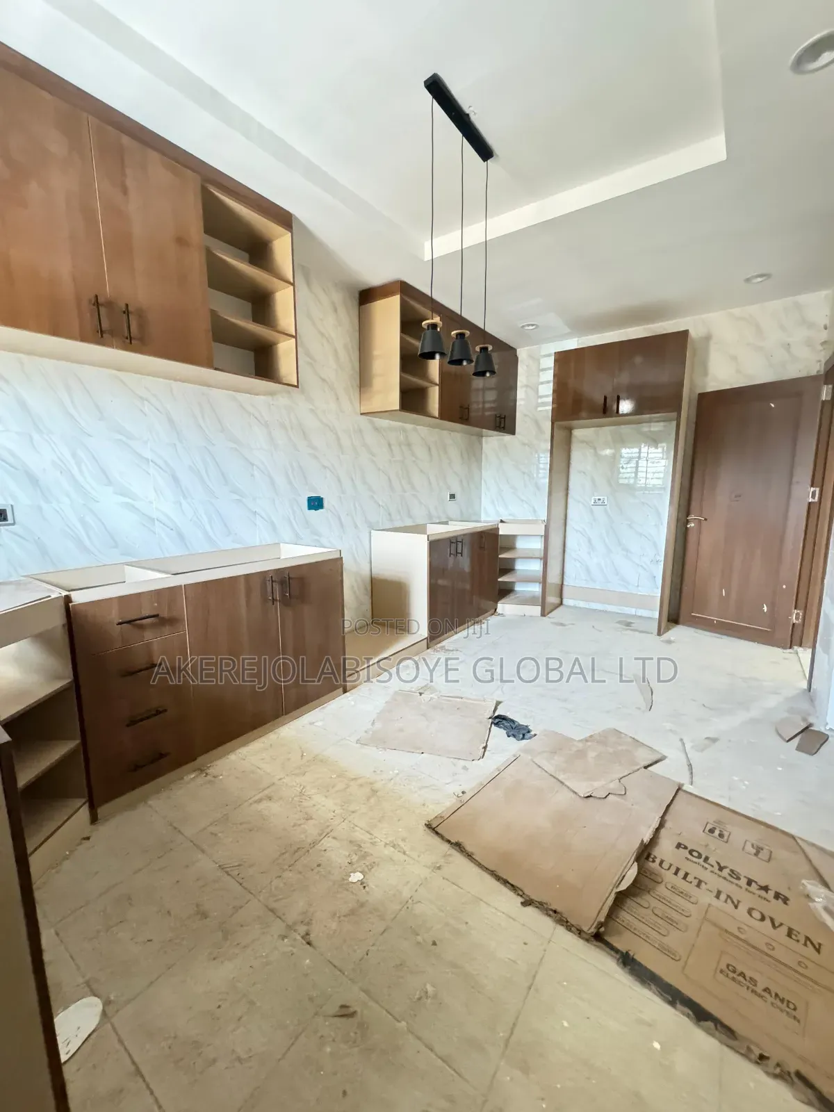 3bdrm Block of Flats in Mabushi for sale