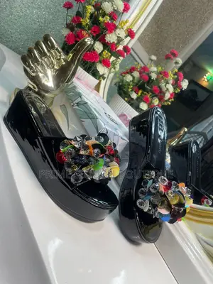 Photo - Quality Designer Wedge Slippers.