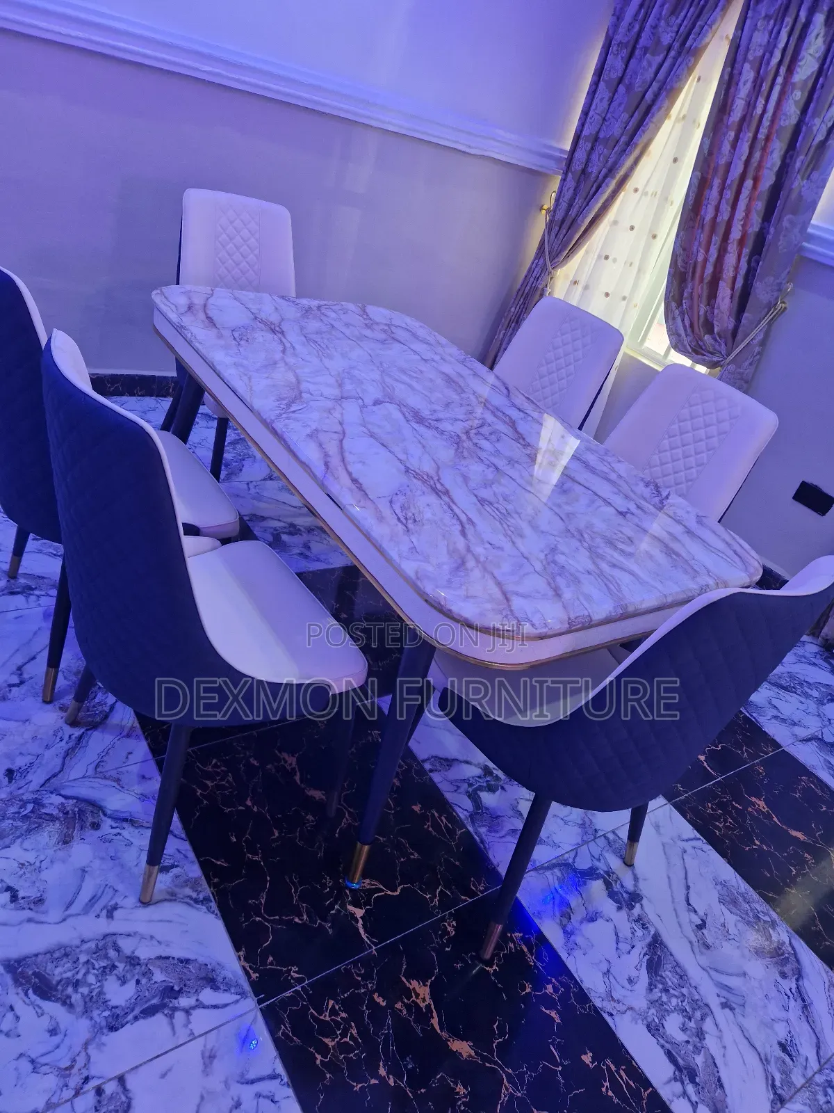 Luxury Pin Leg Dinning Table Set Plus 6chairs