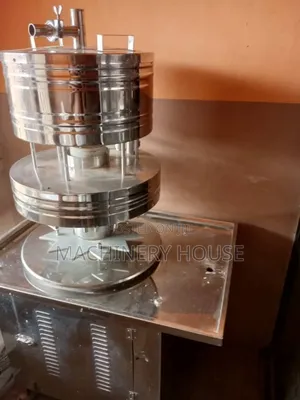Liquid Products Filling Machine