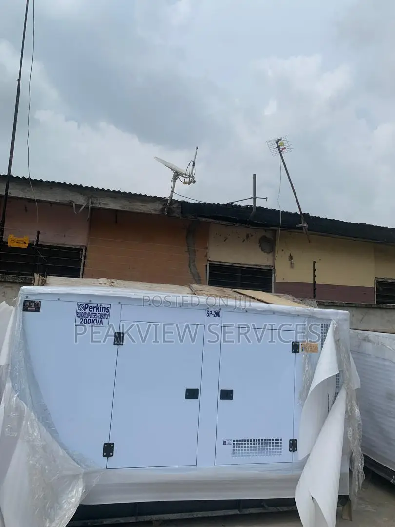Perfectly Working Perkins 200kva Soundproof Diesel Generator