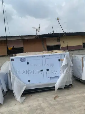 Heavy Duty Perkins Soundproof 200kva Diesel Generators