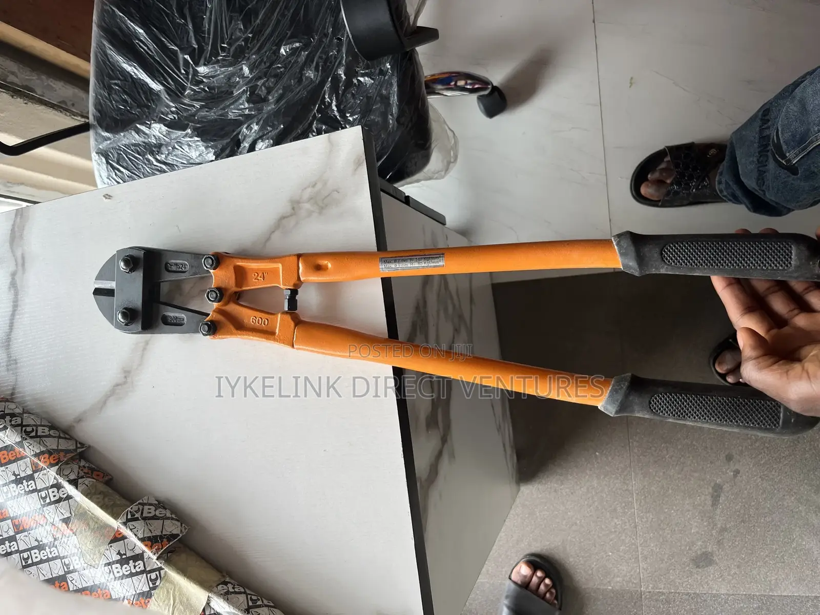 Bolt Cutter