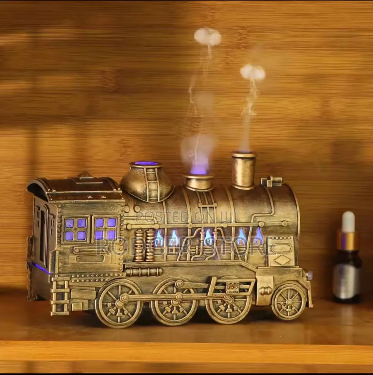 Mini Train Shape Aromatherapy Essential Oil Diffuser