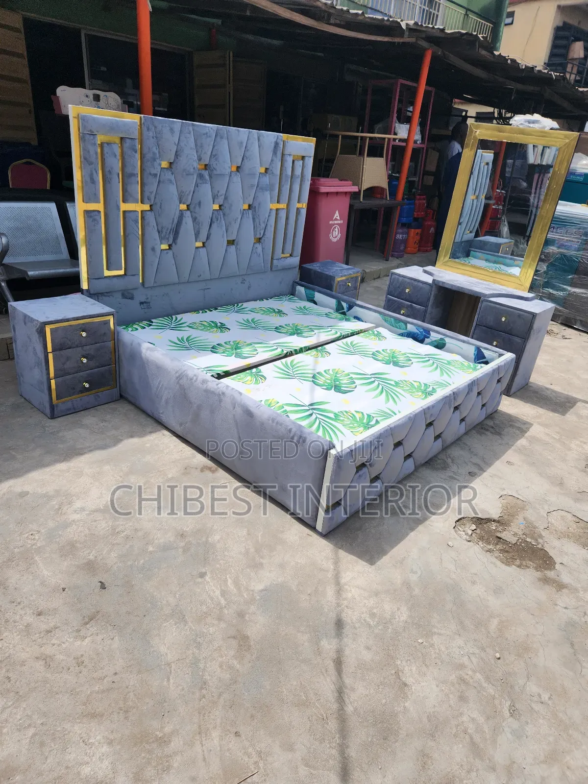 Grey Padded 6by6 Bed With Full Accessories