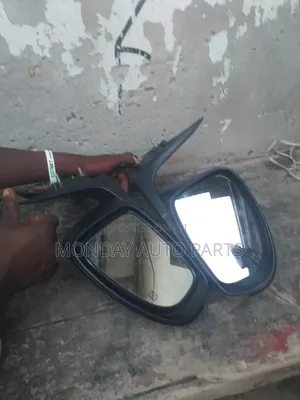 Side Mirror for Toyota Avalon 2012with Light