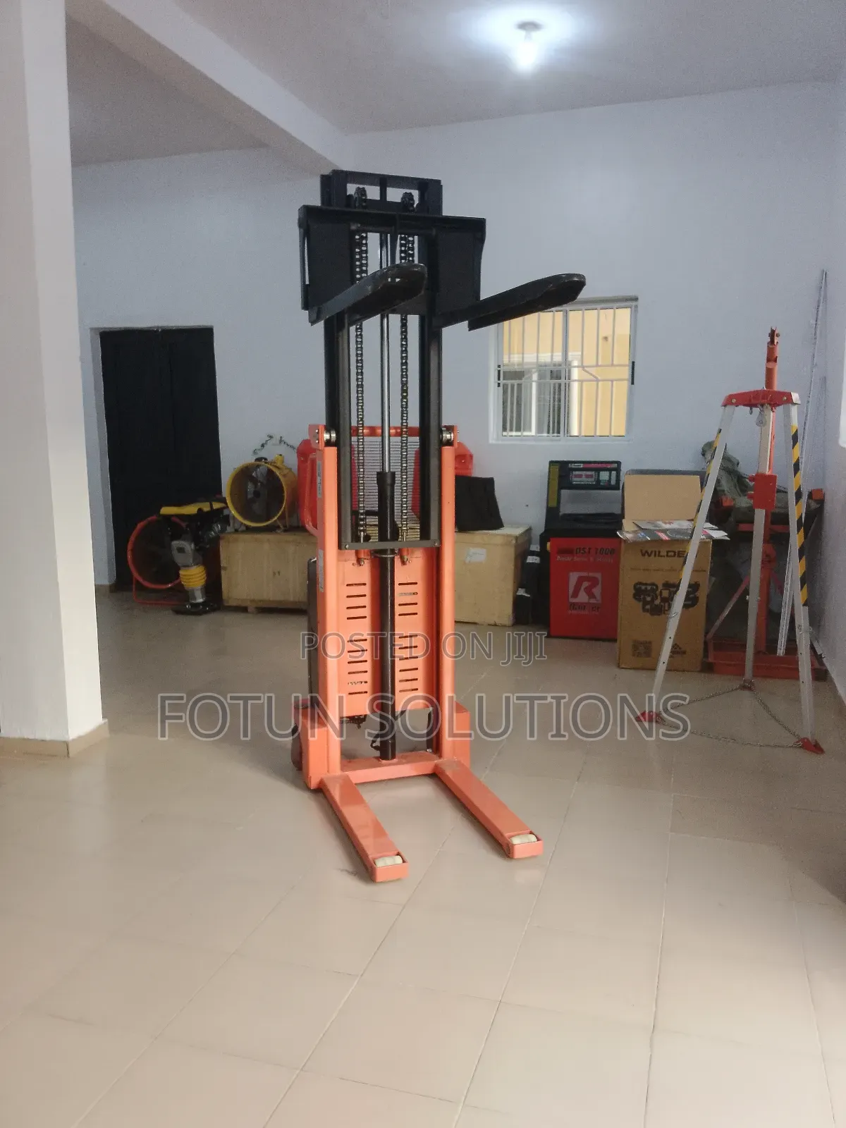 Semi Electric Stacker