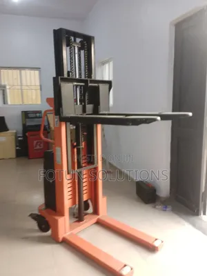 Semi Electric Stacker