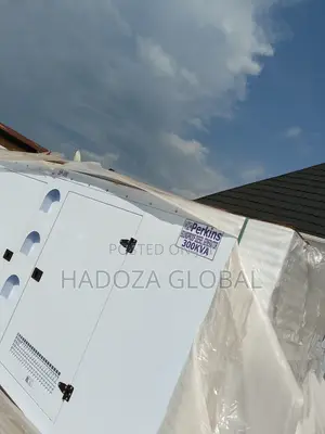 Noise-Supressed 300kva Soundproof Perkins Generator