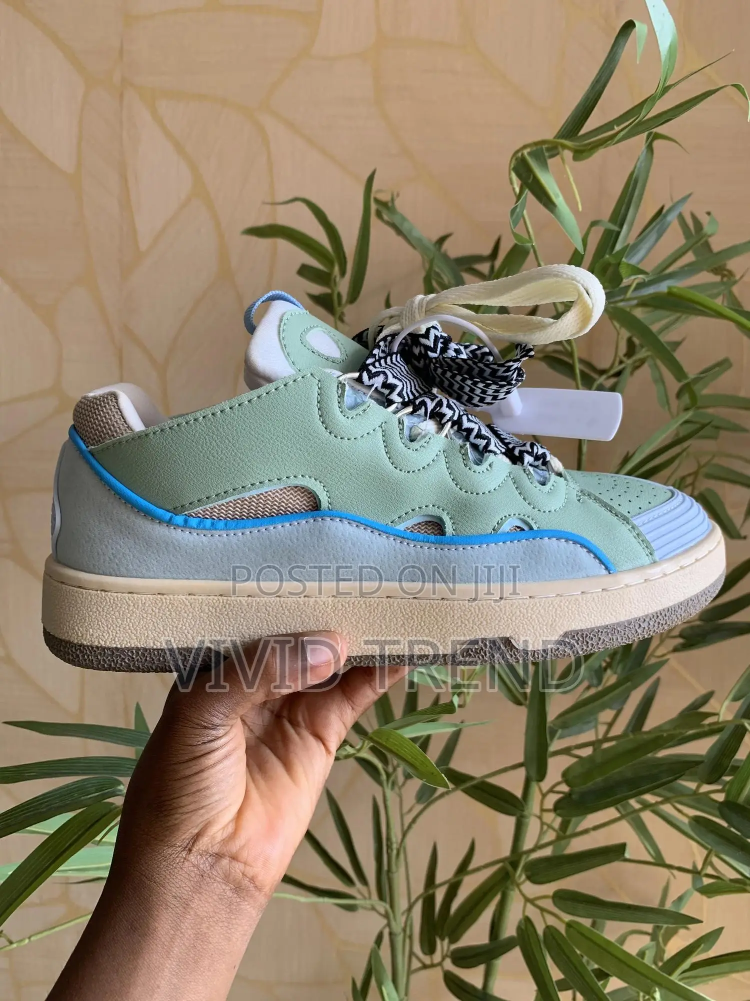 Unisex Sneakers