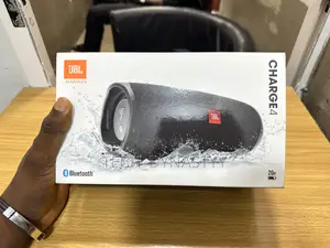Photo - JBL Charge 4