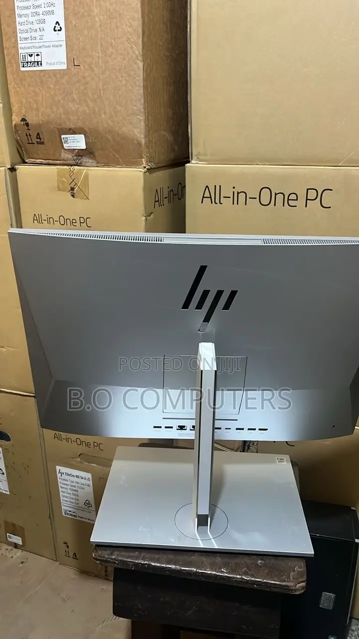 New Desktop Computer HP Pavilion 24 8GB Intel Core I5 SSD 512GB