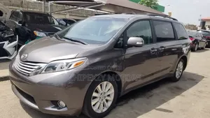 Toyota Sienna 2015 Gray