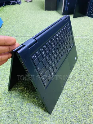 Laptop Dell Latitude 3390 8GB Intel Core I5 SSD 256GB