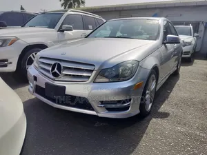 Mercedes-Benz C300 2013 Silver