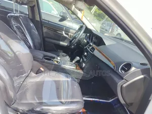 Mercedes-Benz C300 2013 White