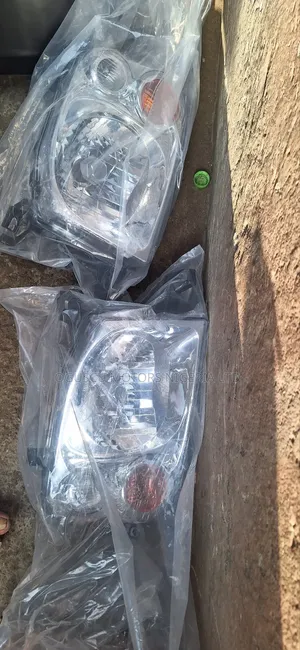 Headlamp Nissan Frontier 2002-2005