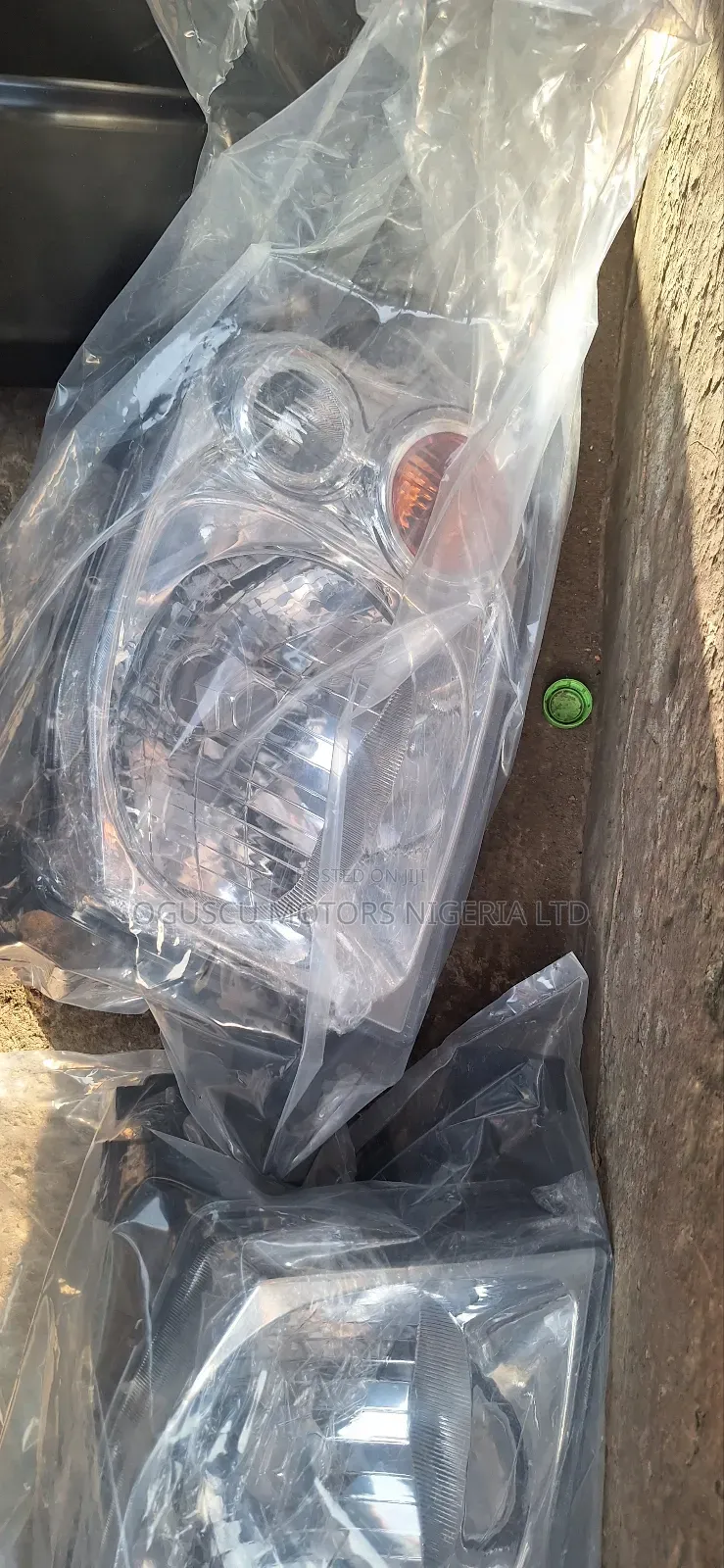 Headlamp Nissan Frontier 2002-2005