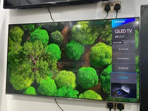 Samsung QLED UHD Smart Tv 