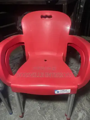 Plastic Chairs With Iron / Aluminium Legs