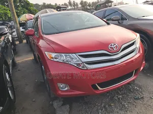 Toyota Venza V6 AWD 2010 Red