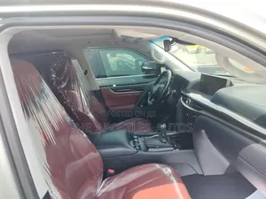 Lexus LX 570 AWD 2017 Silver