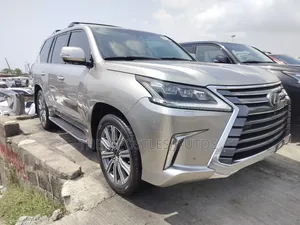 Lexus LX 570 AWD 2017 Silver
