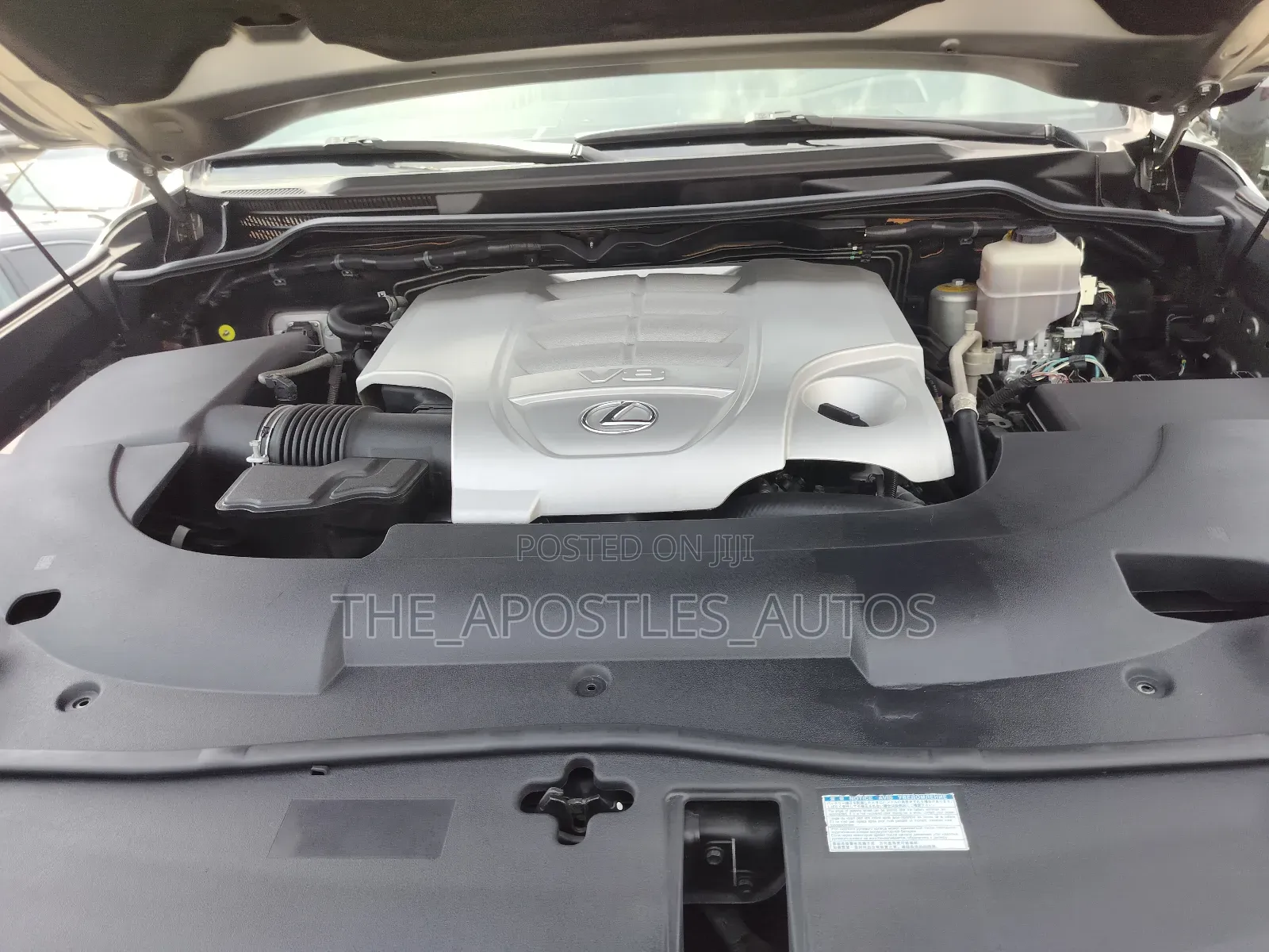 Lexus LX 570 AWD 2017 Silver