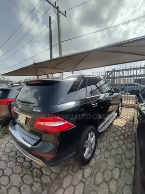 Mercedes-Benz M Class 2015 Black