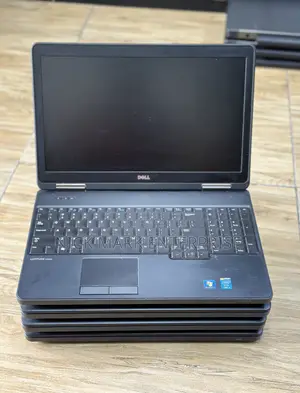 Laptop Dell Latitude 5440 4GB Intel Core I3 HDD 320GB