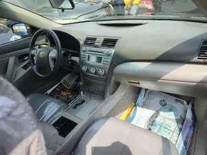 Toyota Camry 2.4 LE 2008 Gray
